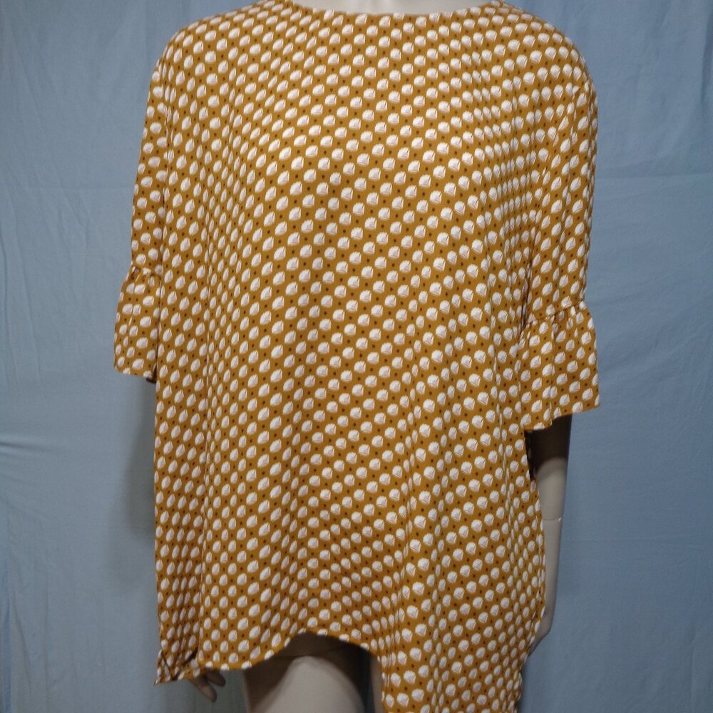 Loft burnt yellow patterned bouse with ruffled above elbow sleeves in size XL